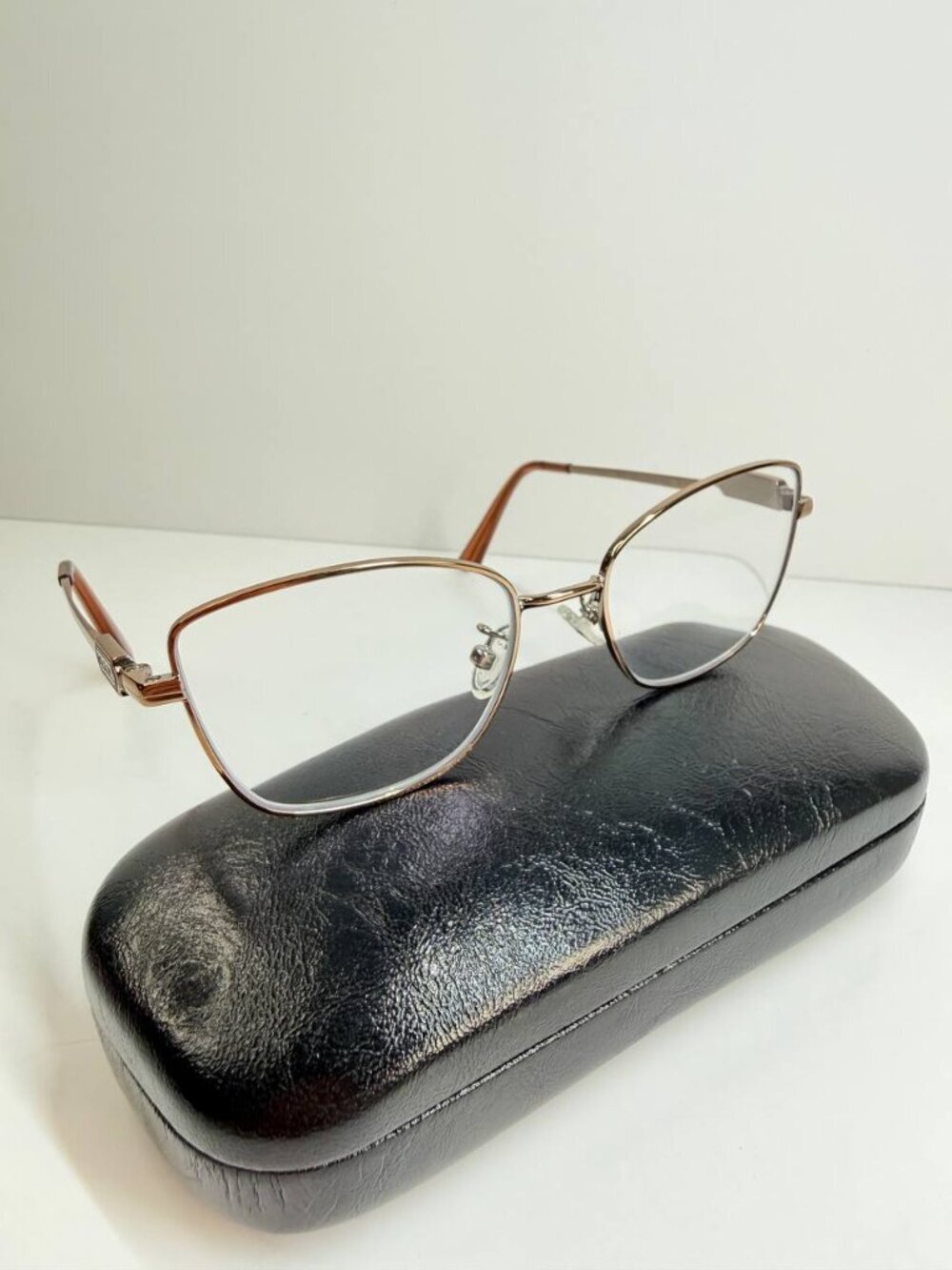 Coach HC5147 Shiny Rose Gold Designer Prescription Eyeglasses – Elegant & Minima
